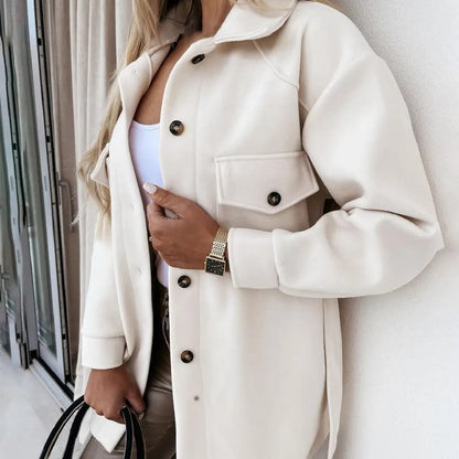 Manteau féminin chic pour un été élégant